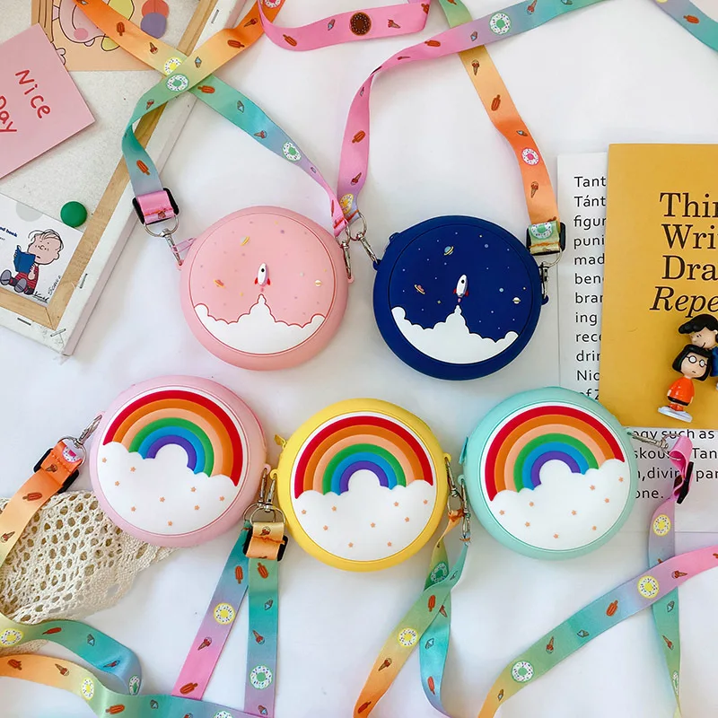 Wholesale children's bags new girls small shoulder bag messenger cute round kids handbags purse mini crossbody bag
Wholesale children's bags new girls small shoulder bag messenger cute round kids handbags purse mini crossbody bag