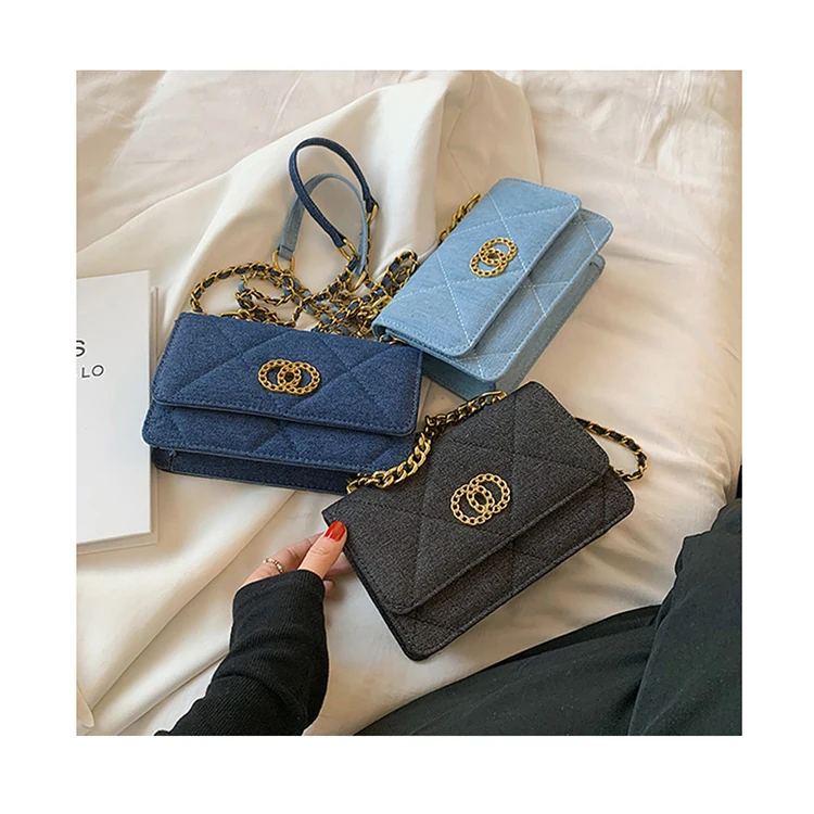 Retro Denim Flap Bags Female Fashion Messenger Chain Bags For Women Embroidery Thread Clutch Summer Party Handbags and Purses
Retro Denim Flap Bags Female Fashion Messenger Chain Bags For Women Embroidery Thread Clutch Summer Party Handbags and Purses