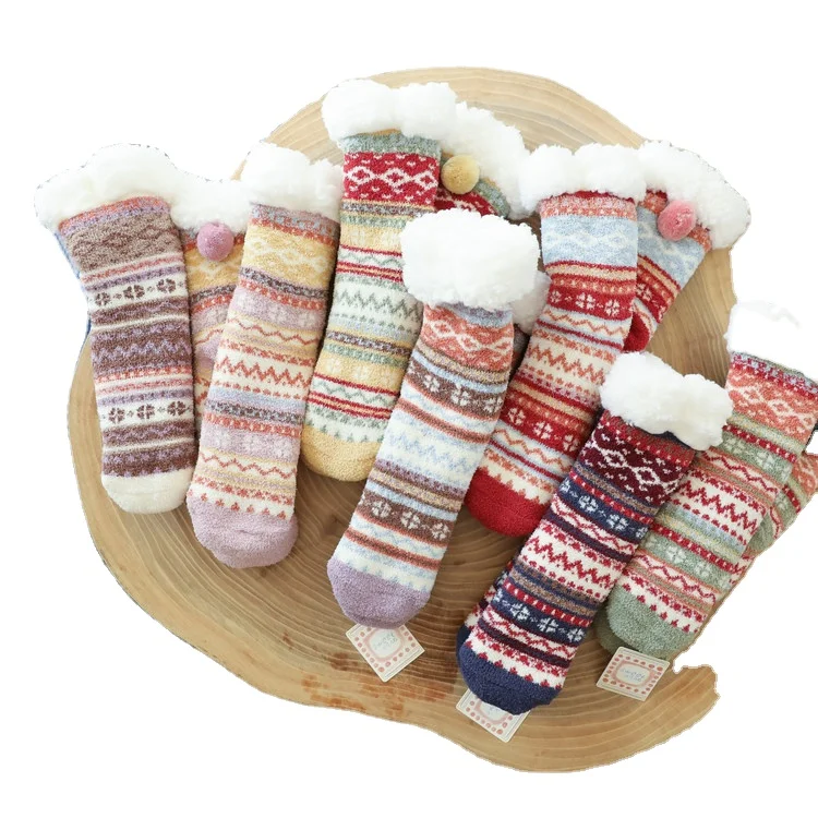 Wholesale Low custom Logo comfy floral coral fleece Diamond wave antil-indoor socks for wool winter women
Wholesale Low custom Logo comfy floral coral fleece Diamond wave antil-indoor socks for wool winter women