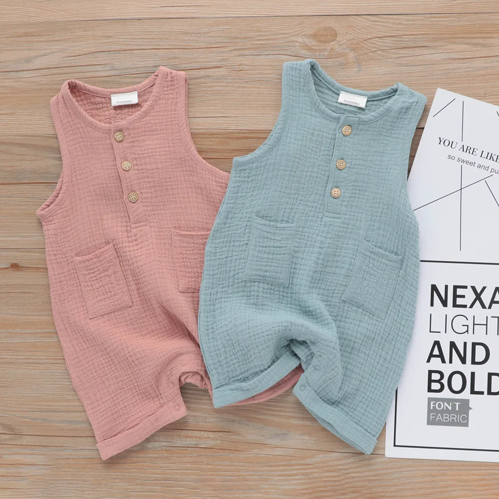 Hot sale boy and girl Muslin Comfortable clothes 100% Cotton Baby Playsuit pocket Romper
Hot sale boy and girl Muslin Comfortable clothes 100% Cotton Baby Playsuit pocket Romper