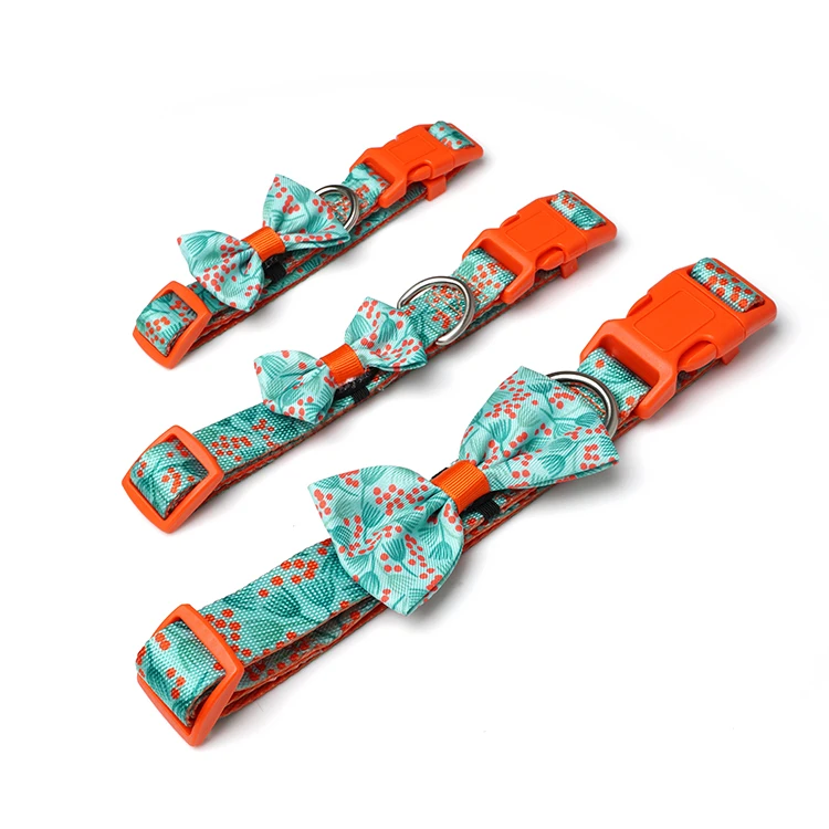 Adjustable Dog Collar with plastic buckle and metal D ring, As photos or as your request
Adjustable Dog Collar with plastic buckle and metal D ring, As photos or as your request