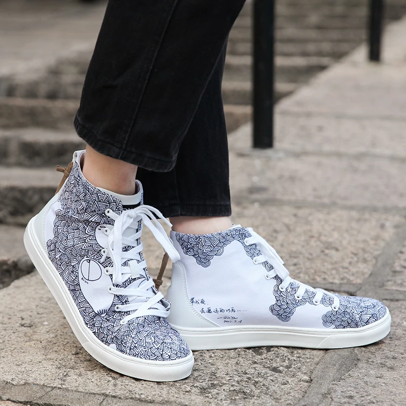 2021 DIY Custom one pair your own shoes anime fashion men casual sneakers
2021 DIY Custom one pair your own shoes anime fashion men casual sneakers