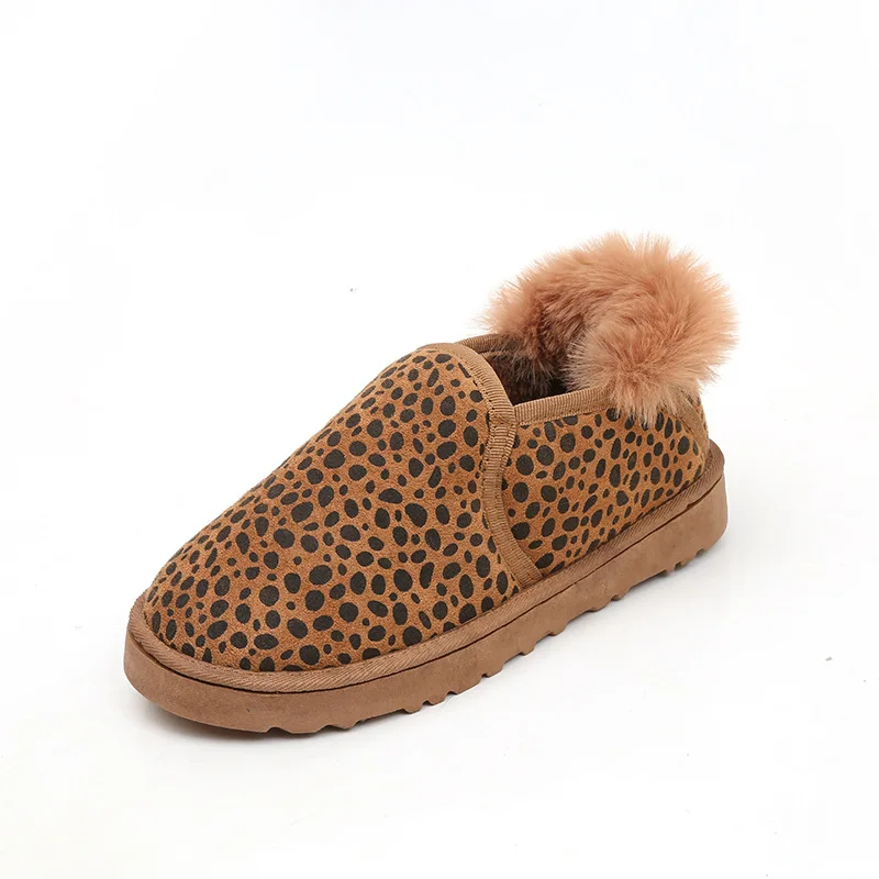 Amazon AliExpress Hot Selling Shoes For Women Plus Size Leopard Print Plush Flat Pedal Casual Shoes For Women
Amazon AliExpress Hot Selling Shoes For Women Plus Size Leopard Print Plush Flat Pedal Casual Shoes For Women