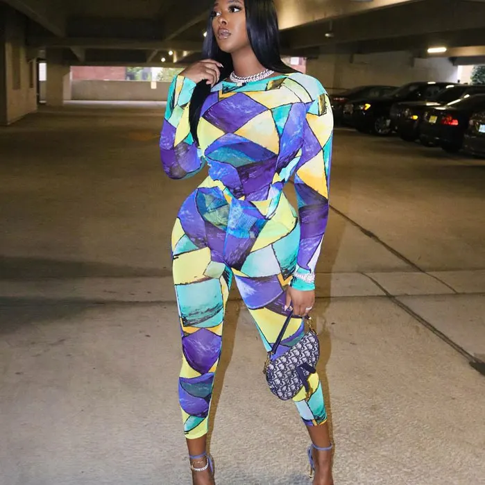 FS3265A 2021 new style long sleeve tops and pants sport suit two piece set woman clothing
FS3265A 2021 new style long sleeve tops and pants sport suit two piece set woman clothing