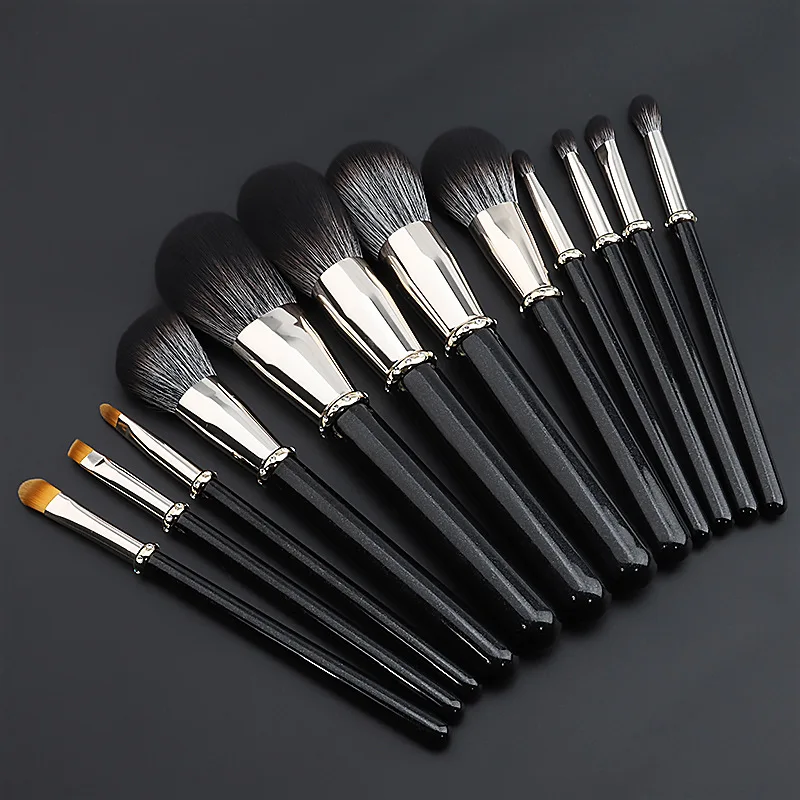 professional custom LOGO quality high end wool makeup tools handle with diamond profession goat natural hair animal makeup brush
professional custom LOGO quality high end wool makeup tools handle with diamond profession goat natural hair animal makeup brush