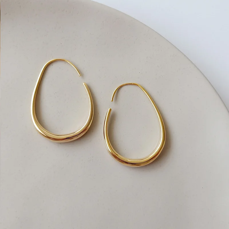 Minimalist Jewelries Genuine 18K Gold Plated Water Drop Shaped Earrings Simple Gold Geometric Water Drop Hoop Earrings, Picture shows/custom color
Minimalist Jewelries Genuine 18K Gold Plated Water Drop Shaped Earrings Simple Gold Geometric Water Drop Hoop Earrings, Picture shows/custom color