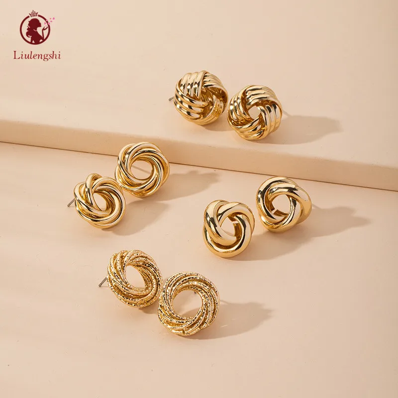 Punk Rock Style 18k Gold Plated Alloy Hollow Rose Twist Earring Special Design Geometric Knot Round Ball Stud Earring
Punk Rock Style 18k Gold Plated Alloy Hollow Rose Twist Earring Special Design Geometric Knot Round Ball Stud Earring