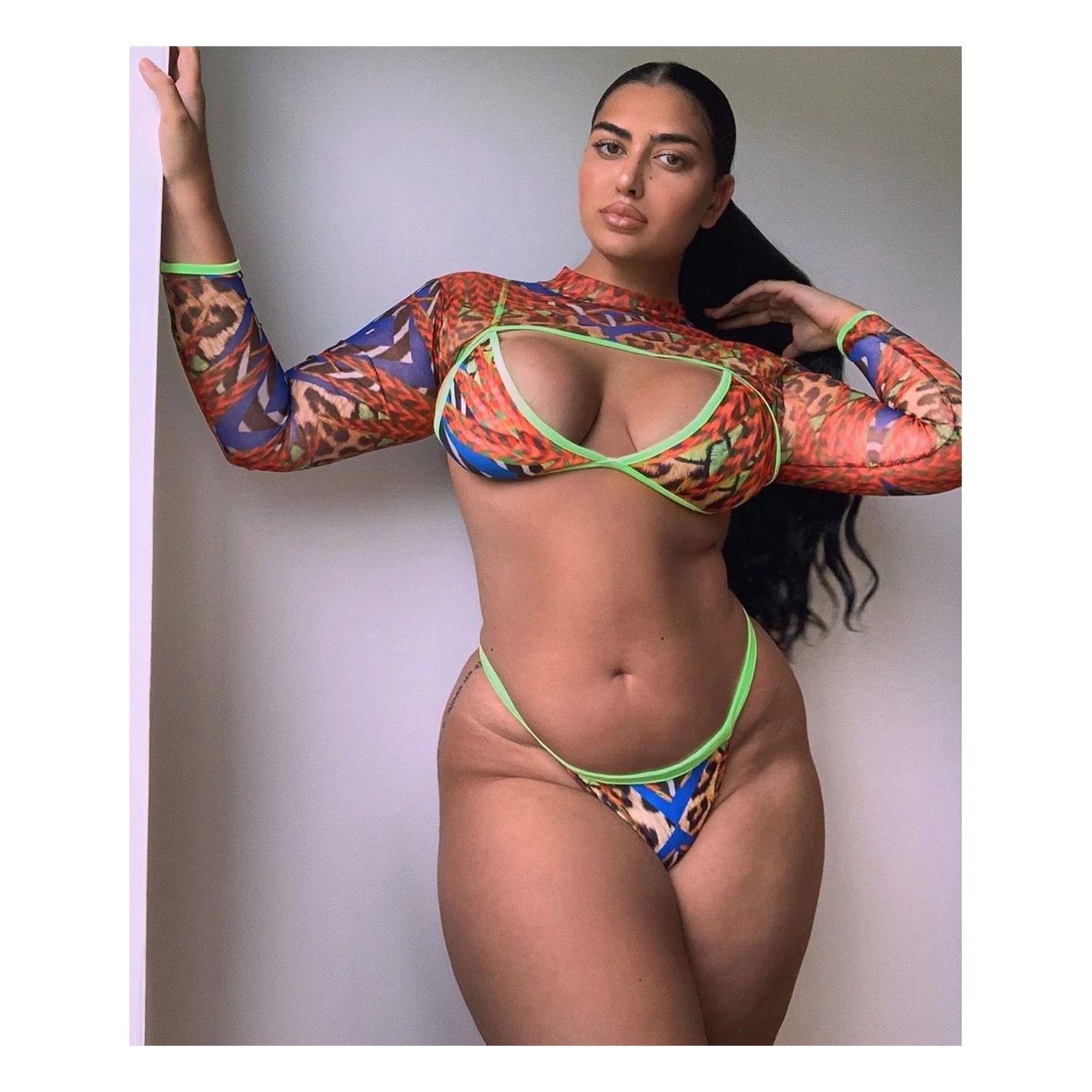 Fvshion Custom Logo Designer Swimsuits Famous Brands Ladies Three Piece Bikini 3 Piece Swimsuit Swimwear Vendors Womens Bikini
Fvshion Custom Logo Designer Swimsuits Famous Brands Ladies Three Piece Bikini 3 Piece Swimsuit Swimwear Vendors Womens Bikini