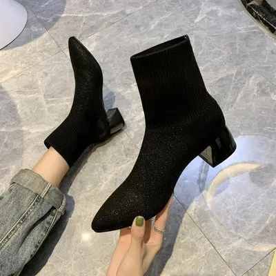 New autumn and winter fashion knitted socks boots women's pointed thick heel high heel women's Boots
New autumn and winter fashion knitted socks boots women's pointed thick heel high heel women's Boots