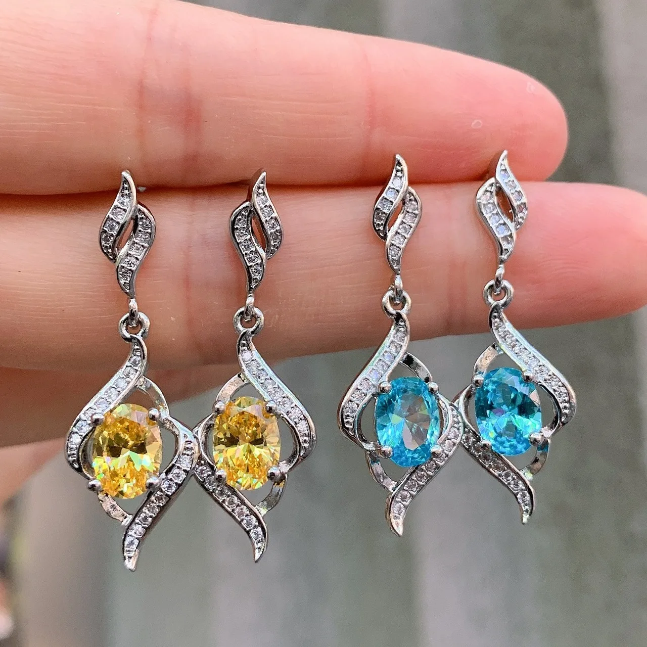 fashion luxury ladies earrings jewelry New retro colorful fashion earing set for women
fashion luxury ladies earrings jewelry New retro colorful fashion earing set for women