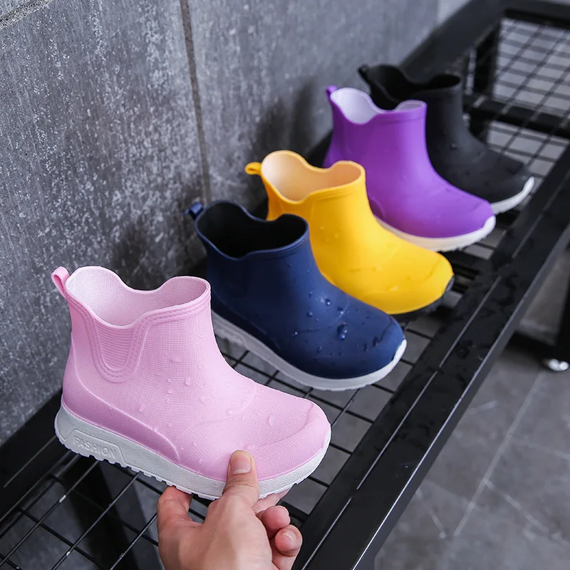 Fashion Classic Waterproof Boots Short Rubber Water Shoes Ankle Rain Boots For Men Women Rain Boots Outdoor Shoes
Fashion Classic Waterproof Boots Short Rubber Water Shoes Ankle Rain Boots For Men Women Rain Boots Outdoor Shoes