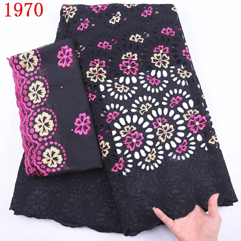 High Quality African Swiss Voile Lace Fabric Embroidery Wholesale Dry Cotton Lace Fabric For Wedding 1970
High Quality African Swiss Voile Lace Fabric Embroidery Wholesale Dry Cotton Lace Fabric For Wedding 1970