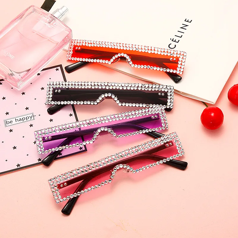 Hot sale small square glasses luxury rhinestone fashion sunglasses Amazon hot sale sunglasses 2021 women
Hot sale small square glasses luxury rhinestone fashion sunglasses Amazon hot sale sunglasses 2021 women