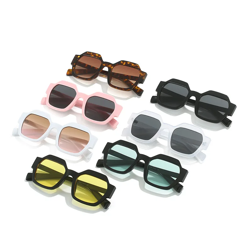 Hot Sale Trend Multicolor Square Sunglasses Custom Logo Sunglasses Women Luxury Brand
Hot Sale Trend Multicolor Square Sunglasses Custom Logo Sunglasses Women Luxury Brand