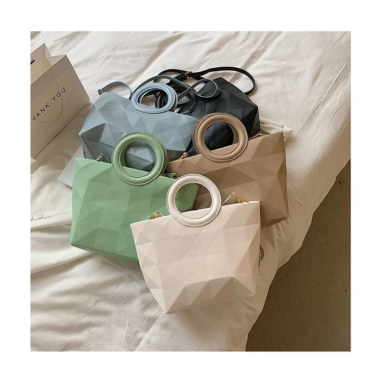 Designer Geometry PU Leather Crossbody Bags Round Handle Shoulder Bags For Women Summer Tote Luxury Female Solid Color Handbags
Designer Geometry PU Leather Crossbody Bags Round Handle Shoulder Bags For Women Summer Tote Luxury Female Solid Color Handbags