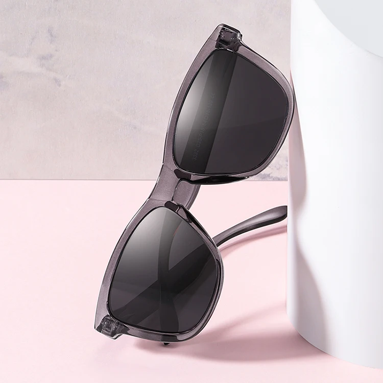 Fashion Polarized Men Eyeglasses Brand Designer Colorful Frame Gradient Glasses UV400 Ladies Shade Sunglasses Wholesale, 14 colors
Fashion Polarized Men Eyeglasses Brand Designer Colorful Frame Gradient Glasses UV400 Ladies Shade Sunglasses Wholesale, 14 colors