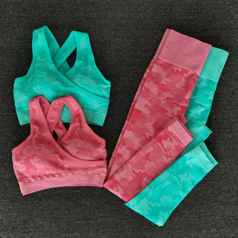 Custom Scrunch Butt High Waist Knitted Training Seamless Two Pieces Sportswear Camo Yoga Set
Custom Scrunch Butt High Waist Knitted Training Seamless Two Pieces Sportswear Camo Yoga Set
