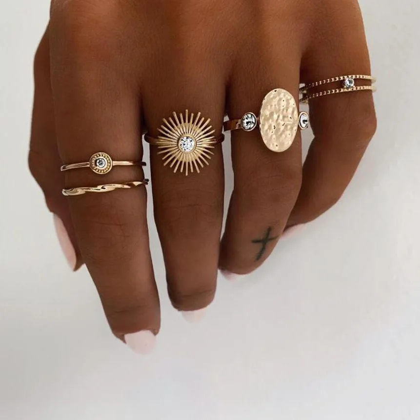 5pcs/set Gold Color Punk Vintage Sunflower Crystal Wedding Ring Set for Woman, Picture
5pcs/set Gold Color Punk Vintage Sunflower Crystal Wedding Ring Set for Woman, Picture
