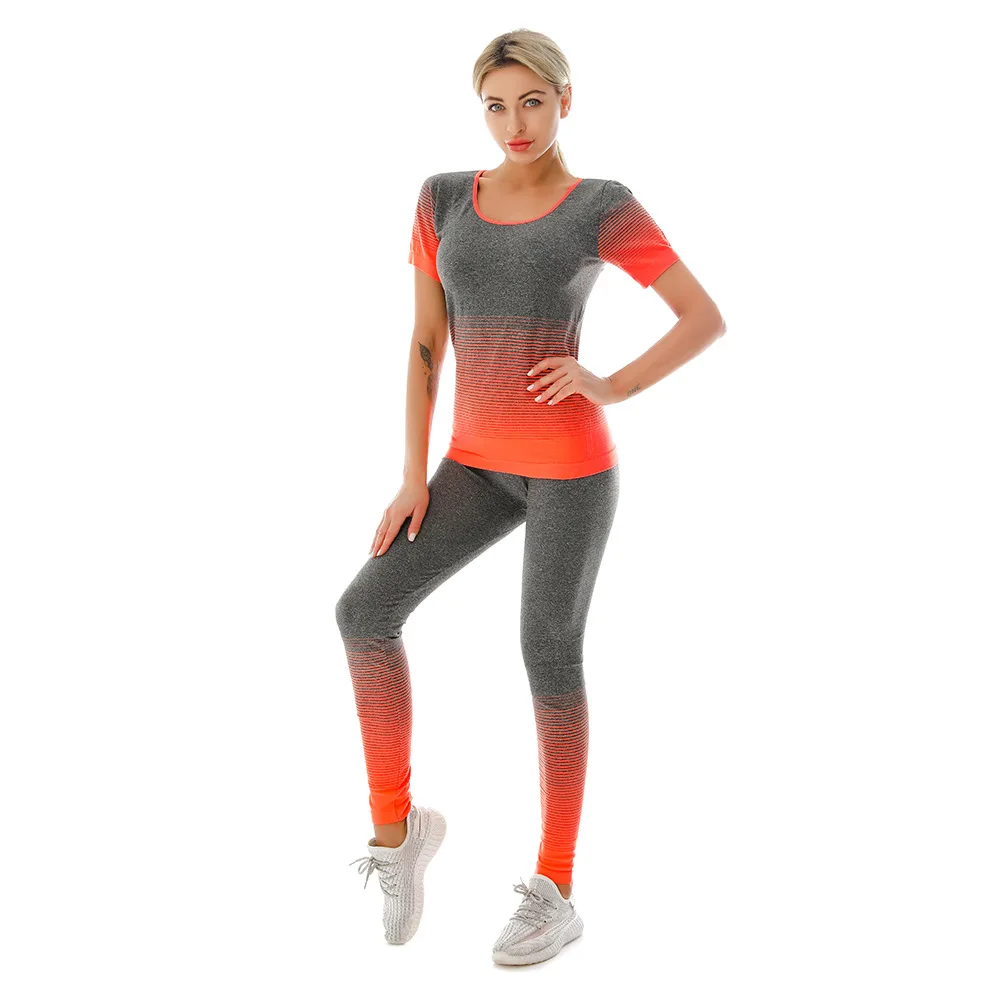 Wholesale Women Gradient Gym Apparel Fitness Wear Yoga Set Manufacturer, Customized colors
Wholesale Women Gradient Gym Apparel Fitness Wear Yoga Set Manufacturer, Customized colors