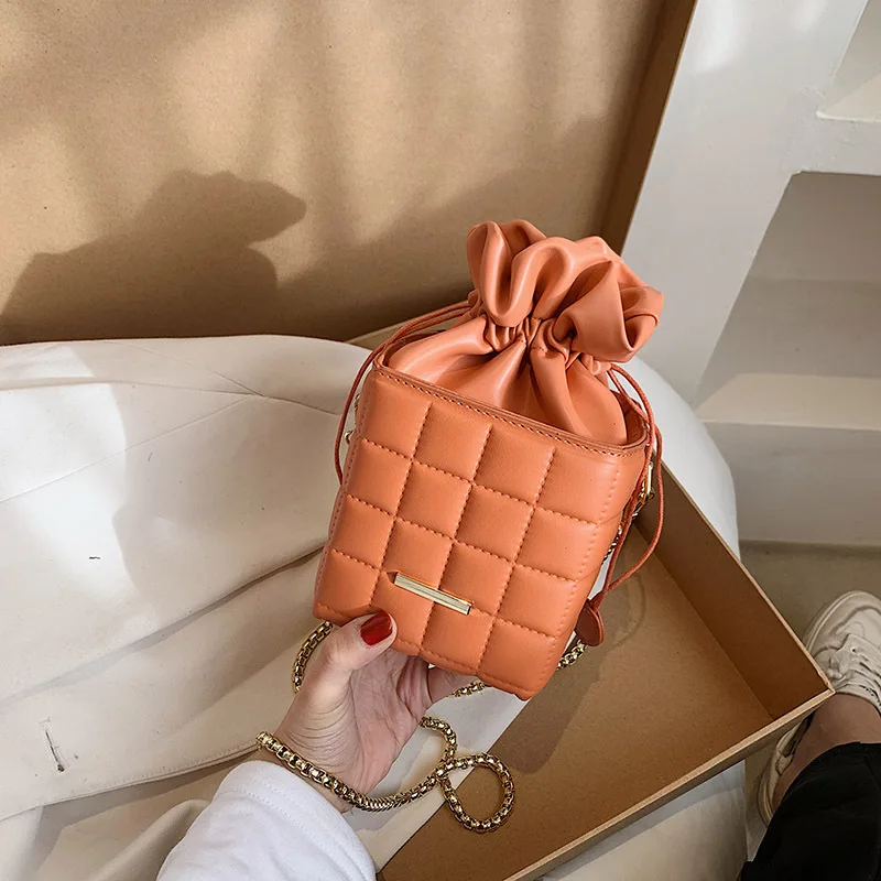 trendy pu leather shoulder crossbody chain bags 2021 fashion women handbags ladies solid color box purse
trendy pu leather shoulder crossbody chain bags 2021 fashion women handbags ladies solid color box purse