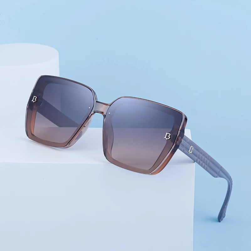 Partagas 2023 Famous Luxury Brand Designer Personality Square Frame Female Sunglasses for Women
Partagas 2023 Famous Luxury Brand Designer Personality Square Frame Female Sunglasses for Women