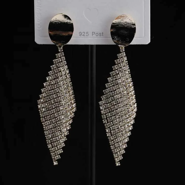 Geometric Diamond Stud Dangle Earrings Classic Design On Sale Bohemian Fashion Jewelry with 925 Safe Earring Post Factory Price
Geometric Diamond Stud Dangle Earrings Classic Design On Sale Bohemian Fashion Jewelry with 925 Safe Earring Post Factory Price