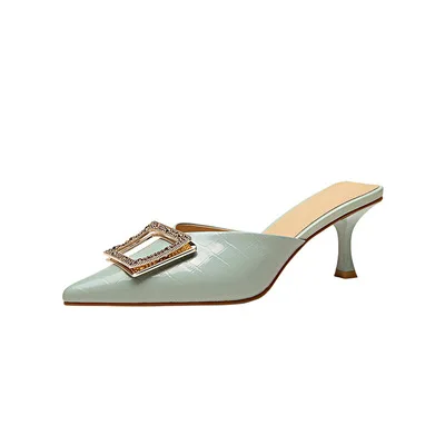 2021 New Style Women Elegant Leather Slippers Thin High-heel Point Toe Sandals with Square Buckle for Ladies
2021 New Style Women Elegant Leather Slippers Thin High-heel Point Toe Sandals with Square Buckle for Ladies
