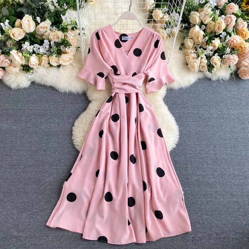 French style big polka dot western style horn short-sleeved temperament V-neck tie waist thinner mid-length dress female summer
French style big polka dot western style horn short-sleeved temperament V-neck tie waist thinner mid-length dress female summer