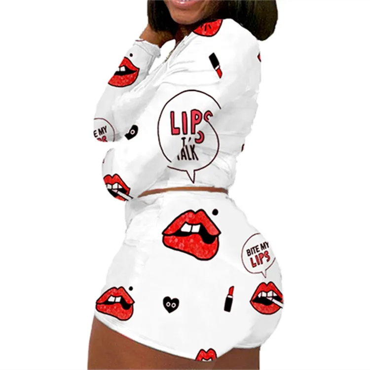 Ladies 2 Piece Pajamas Set Long Sleeve Lips Print Tops Minipants Plus Size Homewear Women Sleepwear
Ladies 2 Piece Pajamas Set Long Sleeve Lips Print Tops Minipants Plus Size Homewear Women Sleepwear