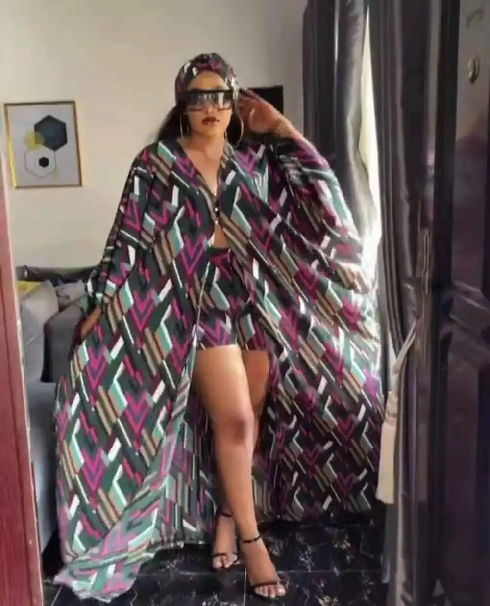 J&H fashion printed split maxi dress and shorts chiffon 2 piece set women summer outfits, 1 colors
J&H fashion printed split maxi dress and shorts chiffon 2 piece set women summer outfits, 1 colors