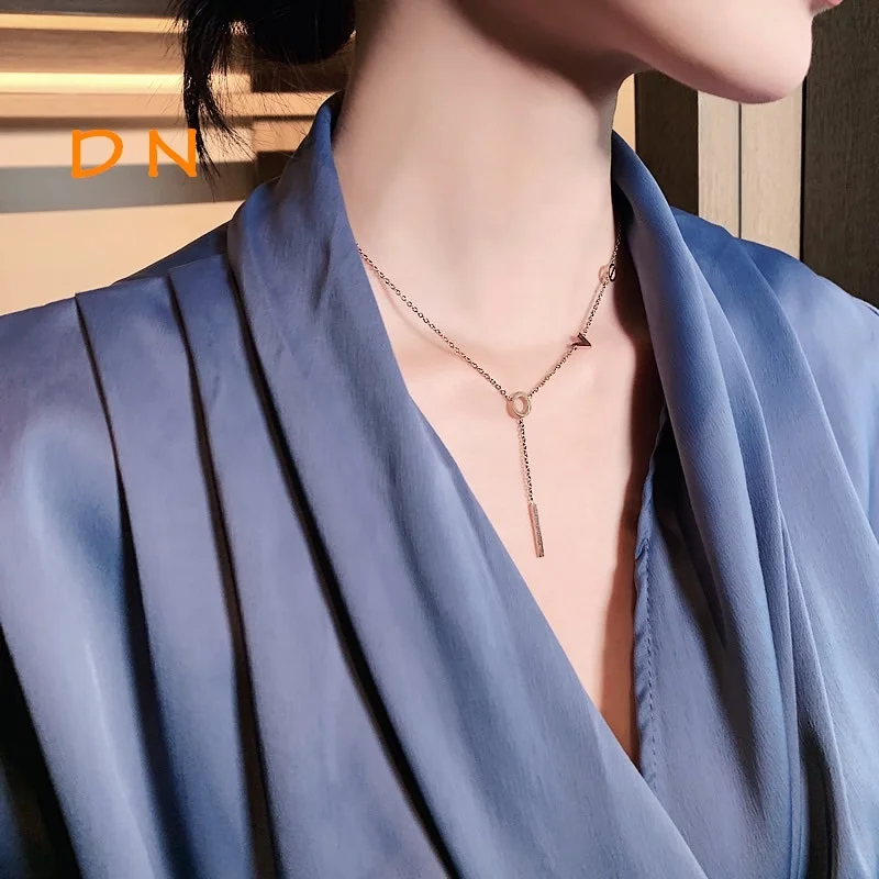 Dina Hot Selling Factory Vintage Women 18K Gold Plated LOVE Letter Choker Necklace Stainless Steel Jewelry, Gold,silver,rose gold,black
Dina Hot Selling Factory Vintage Women 18K Gold Plated LOVE Letter Choker Necklace Stainless Steel Jewelry, Gold,silver,rose gold,black