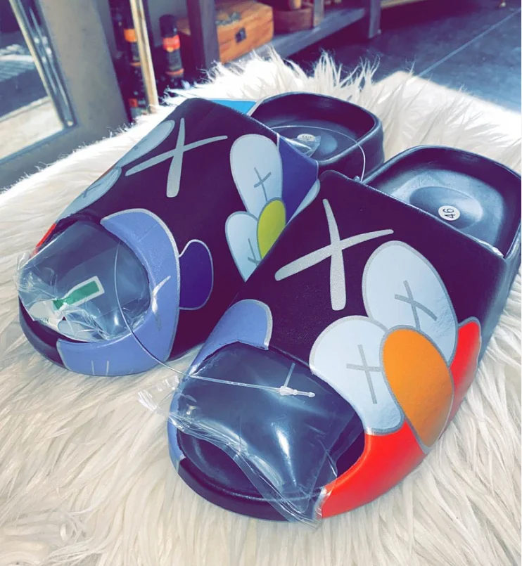 Wholesale 2021 Unisex Summer EVA Ins Women Slides Outdoor Slides Yeezy Women Slippers, Picture
Wholesale 2021 Unisex Summer EVA Ins Women Slides Outdoor Slides Yeezy Women Slippers, Picture