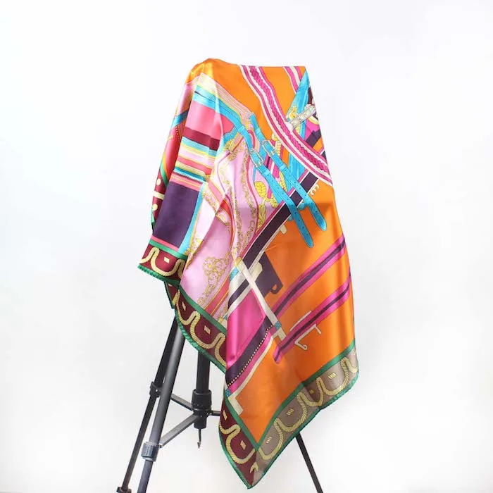 KEER 100% Silk Scarves Printing Service Designer foulard en soie Women Square Custom Silk Scarf with Logo
KEER 100% Silk Scarves Printing Service Designer foulard en soie Women Square Custom Silk Scarf with Logo