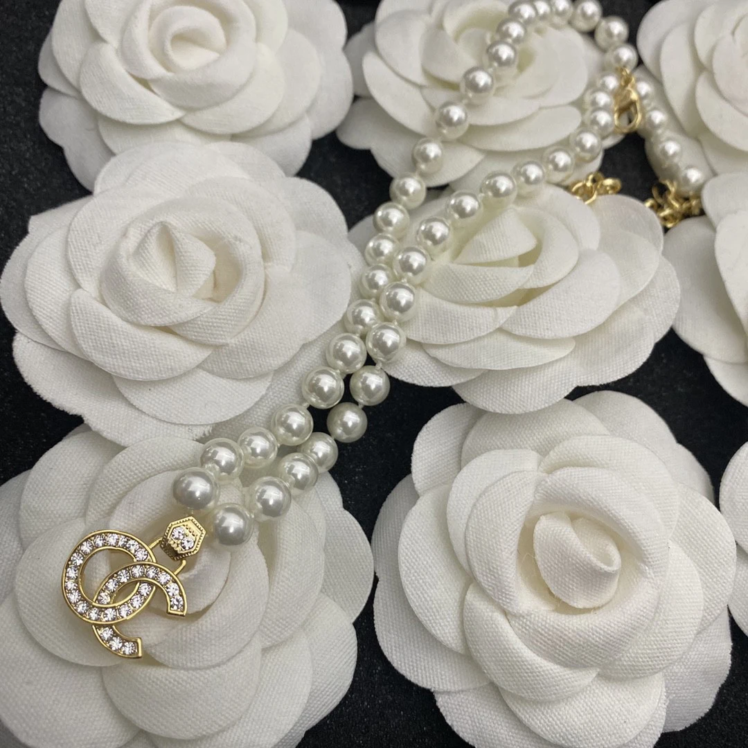2021 fashion popular designer wholesale jewelry channel pearl necklace, Picture shows
2021 fashion popular designer wholesale jewelry channel pearl necklace, Picture shows