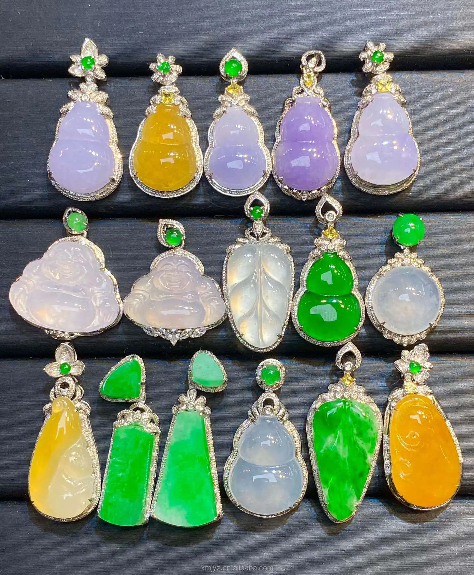 18K Gold Diamond Pendant A Grade Jadeite Laughing Buddha White Gold Jade Buddha Pendant Necklace
18K Gold Diamond Pendant A Grade Jadeite Laughing Buddha White Gold Jade Buddha Pendant Necklace