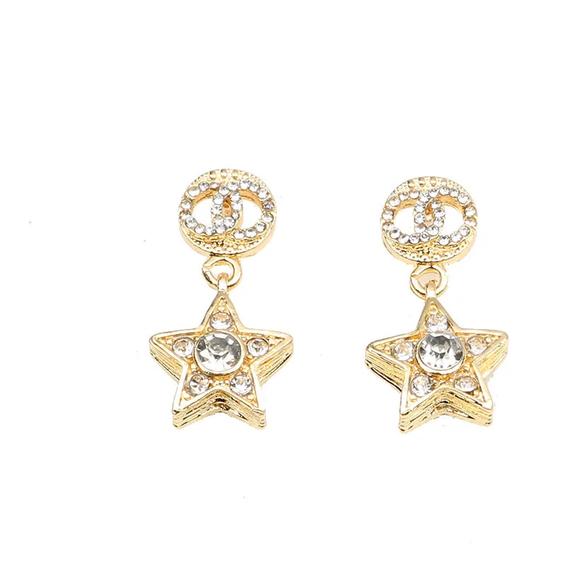 C&J 2 Colors Exquisite 18K Gold Plated Geometric Rhinestone Star Earrings Vintage Bling Rhinestone Letter CC Earrings
C&J 2 Colors Exquisite 18K Gold Plated Geometric Rhinestone Star Earrings Vintage Bling Rhinestone Letter CC Earrings