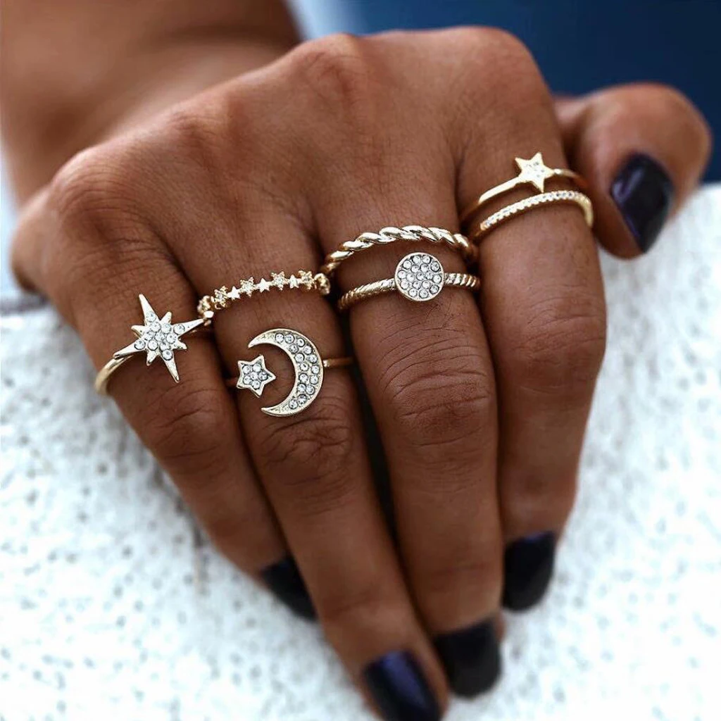 6 pieces Crystal Star and Moon Finger Ring Set Alloy Golden Creative Retro Adjustable Female Wedding Joint Ring, As show
6 pieces Crystal Star and Moon Finger Ring Set Alloy Golden Creative Retro Adjustable Female Wedding Joint Ring, As show