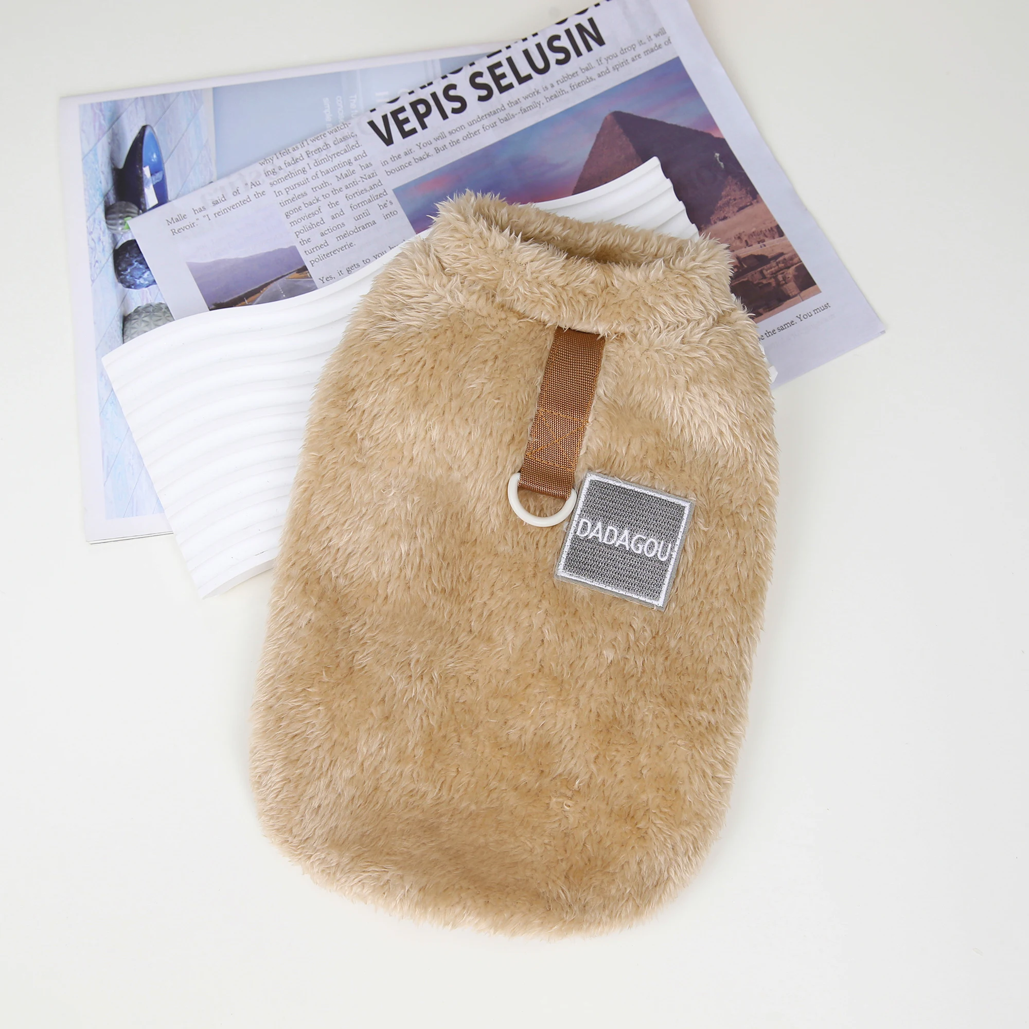 2022 new design teddy winter autumn pet dog clothes luxury warm dog sweater for small dog
2022 new design teddy winter autumn pet dog clothes luxury warm dog sweater for small dog
