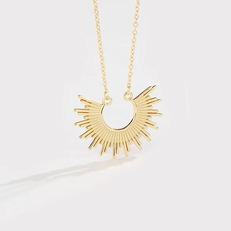 Fashion exaggerated clavicle necklace 925 sterling silver 18K Gold Big Pendant Necklace Geometric
Fashion exaggerated clavicle necklace 925 sterling silver 18K Gold Big Pendant Necklace Geometric