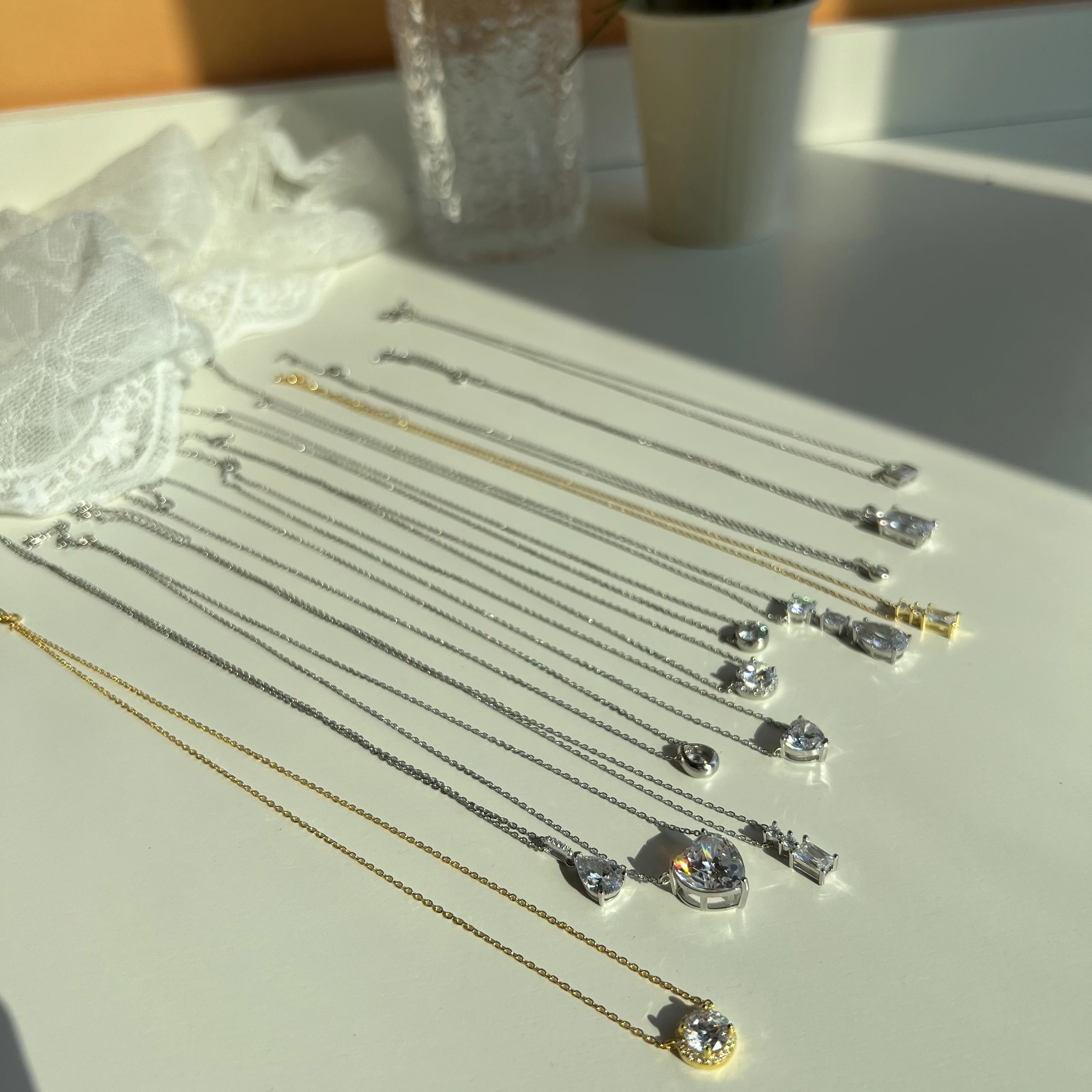 Dylam Women Chain 18K Gold Plated Jewelry Popular 925 Sterling Silver Statement Heart Luxury Cubic Zircon Pendant Necklace
Dylam Women Chain 18K Gold Plated Jewelry Popular 925 Sterling Silver Statement Heart Luxury Cubic Zircon Pendant Necklace
