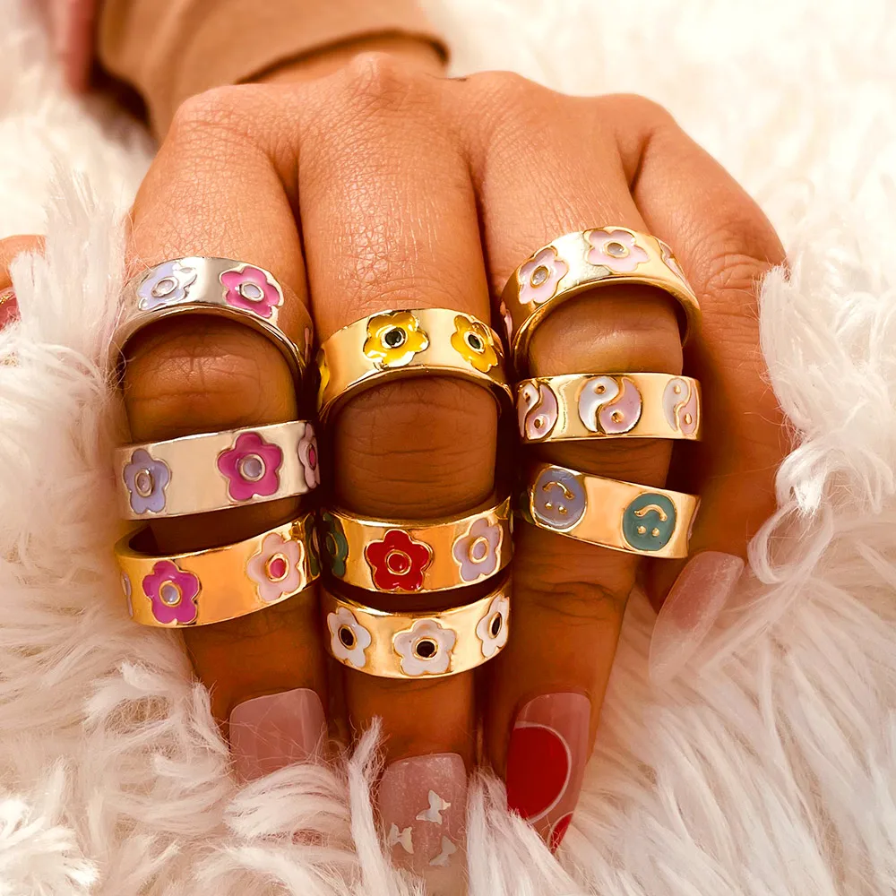 New Design Pure Metal Plated Girls Party Simple Design Mixed Color Beautiful Flower Rings
New Design Pure Metal Plated Girls Party Simple Design Mixed Color Beautiful Flower Rings