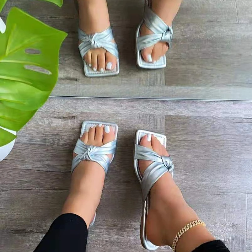 New large size flat bottom square toe cross hollow out women leisure shoes female simple beach slippers, Pictures
New large size flat bottom square toe cross hollow out women leisure shoes female simple beach slippers, Pictures