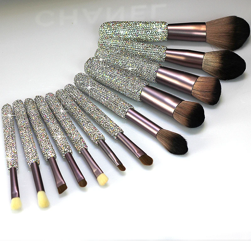 2021 rainbow holographic sparkle pink silver kabuki glitter diamond crystal bling rhinestone brush set for makeup
2021 rainbow holographic sparkle pink silver kabuki glitter diamond crystal bling rhinestone brush set for makeup