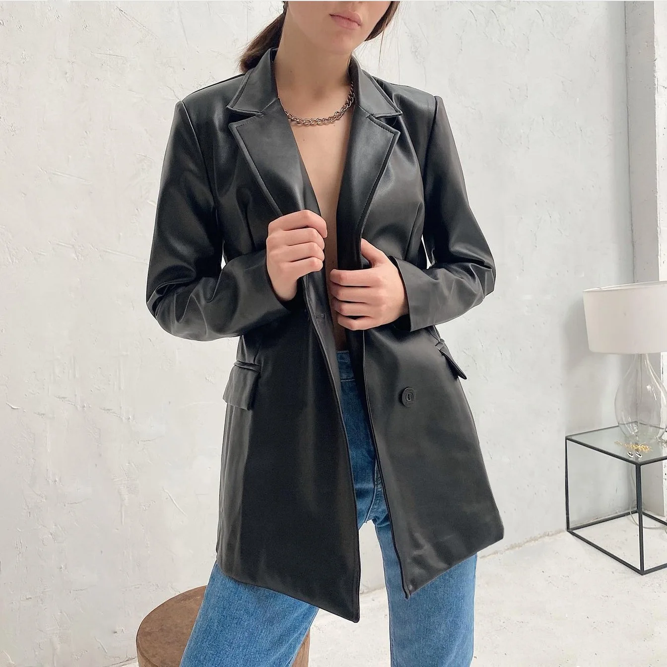 2021 New Design Pu Leather Loose Design Blazer With Pocket Women Casual Faux Leather Blazers Jacket Coat, Black
2021 New Design Pu Leather Loose Design Blazer With Pocket Women Casual Faux Leather Blazers Jacket Coat, Black