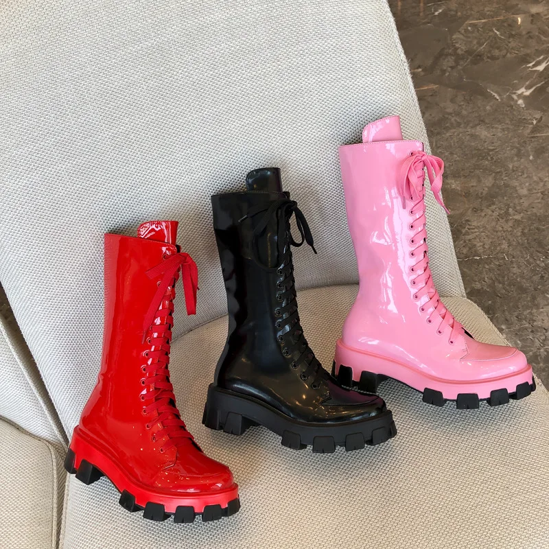 Women's Rubber Shoes Motorcycle Boots Flat Elegant Women Bright Patent Leather chunky heel Winter Lace Up String Long Boots
Women's Rubber Shoes Motorcycle Boots Flat Elegant Women Bright Patent Leather chunky heel Winter Lace Up String Long Boots