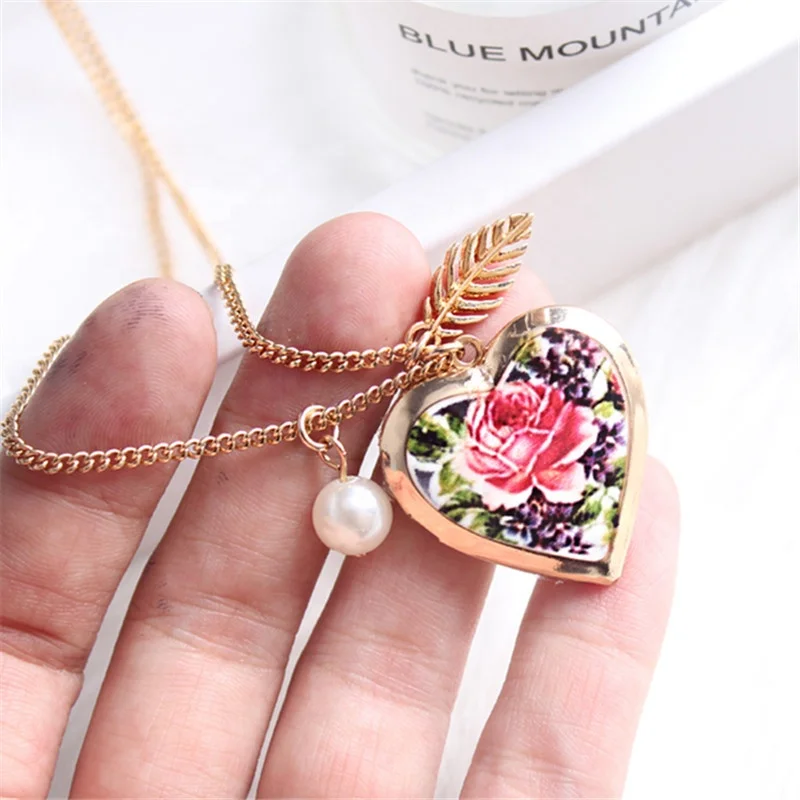 Fashion metal heart pendant necklace printing antique sweater chain leaves fashion accessories necklace gold chain for women 019
Fashion metal heart pendant necklace printing antique sweater chain leaves fashion accessories necklace gold chain for women 019