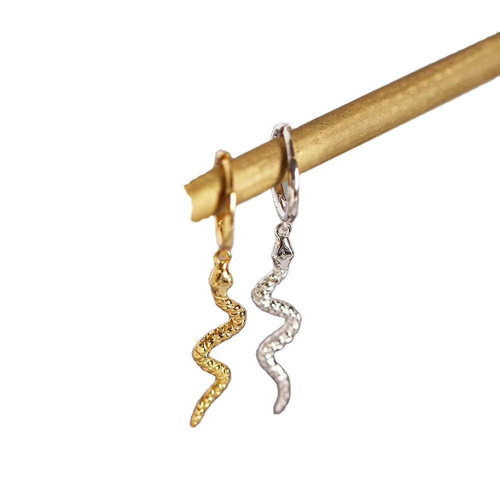S925 silver High Quality Gold Plated tiny snake shape Jewelry Accessories, As picture
S925 silver High Quality Gold Plated tiny snake shape Jewelry Accessories, As picture