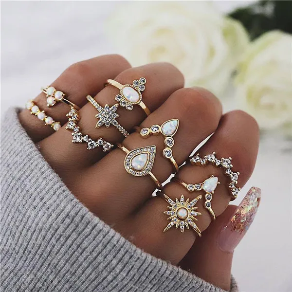 FINETOO Luxury Gold Moon Rings Sets Bohemian Tassel Shiny Crystal Stone Pearl Heart Coin Geometric Jewelry for Women Men, Sliver
FINETOO Luxury Gold Moon Rings Sets Bohemian Tassel Shiny Crystal Stone Pearl Heart Coin Geometric Jewelry for Women Men, Sliver