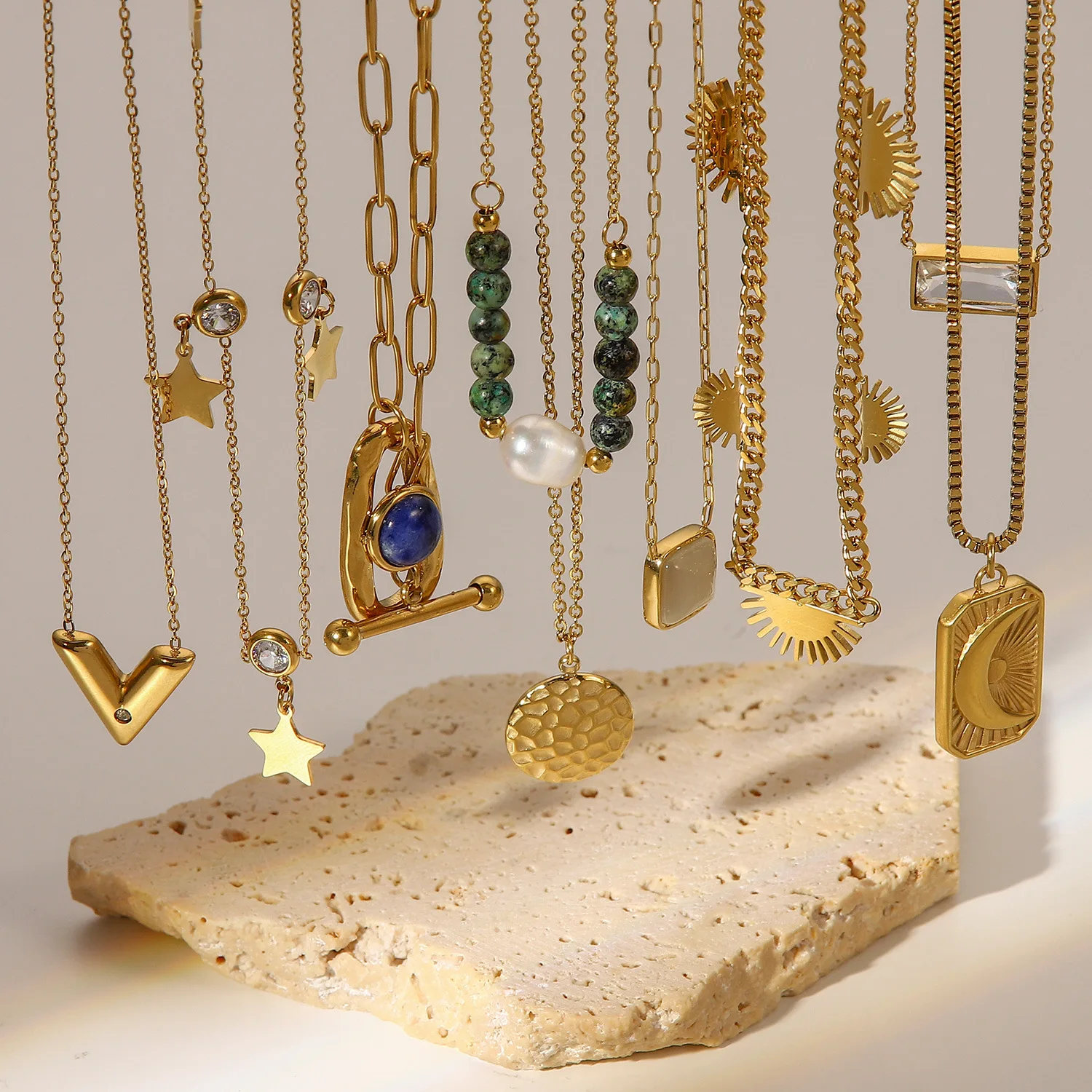 luxury stainless steel chain necklace charming ladies designer minimalist necklace gold plated
luxury stainless steel chain necklace charming ladies designer minimalist necklace gold plated