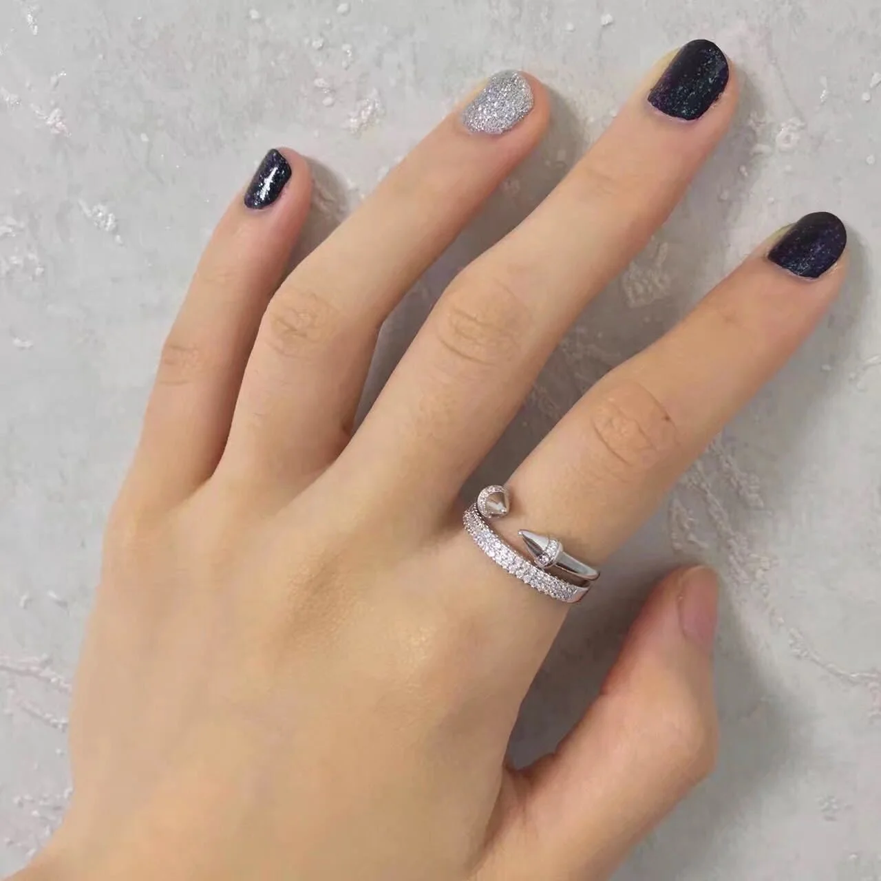 Fashion Geometric Design Double Layer Bling Zircon Unique Rivet Opening Adjustable Ring Unique Exquisite Jewelry, Picture shows
Fashion Geometric Design Double Layer Bling Zircon Unique Rivet Opening Adjustable Ring Unique Exquisite Jewelry, Picture shows